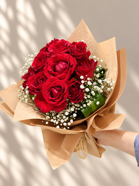 Rustic Rouge™ – 11 Red Roses