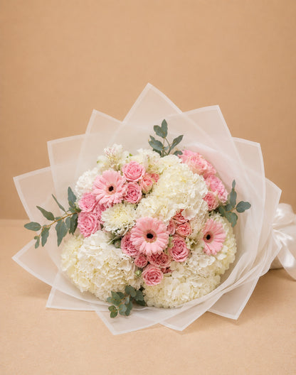 Rosé Elegance™ – Pink Roses & White Hydrangeas