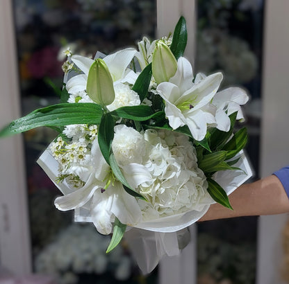 Pure Serenity™ – White Lilies & Hydrangeas