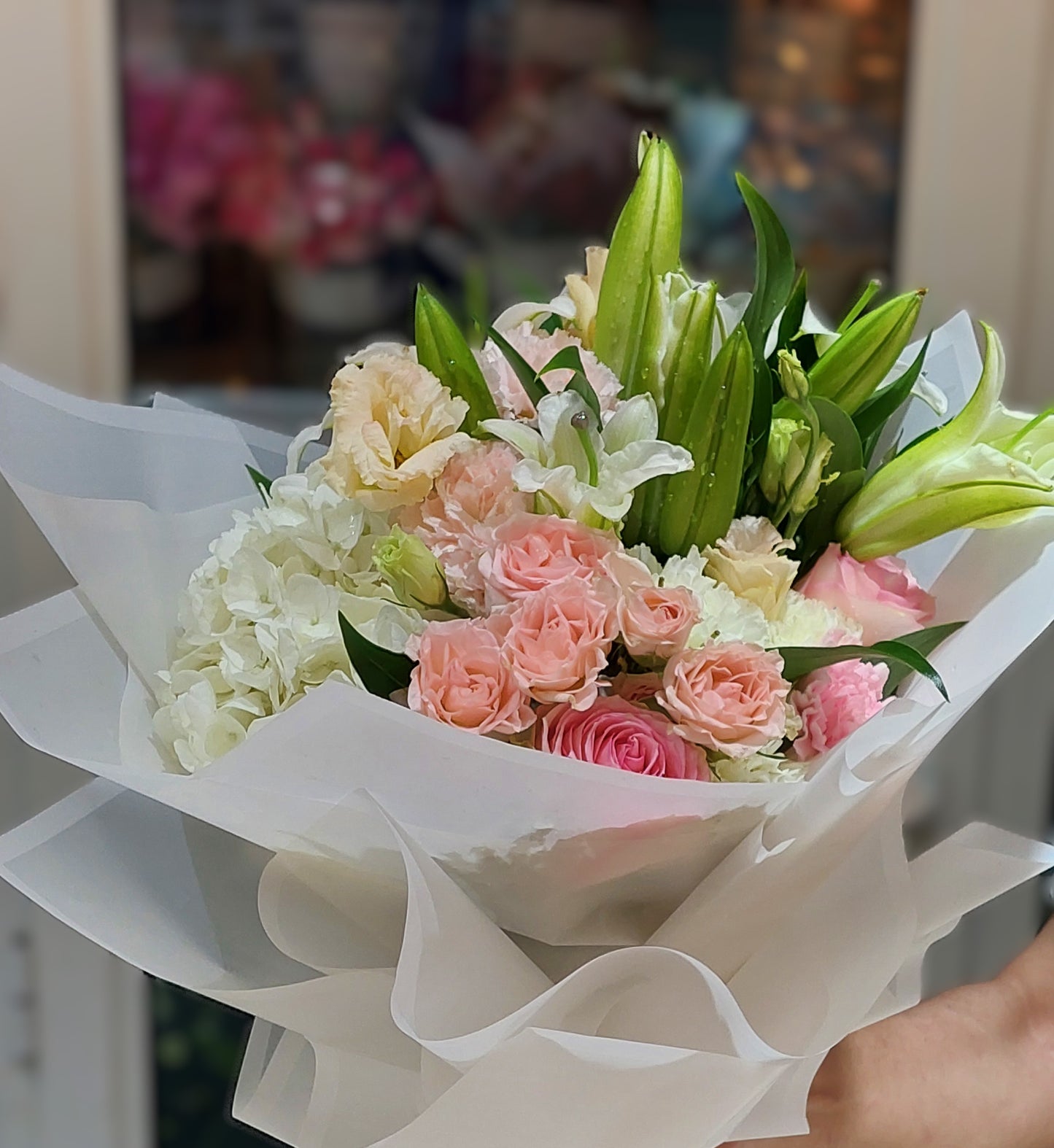 Peach Pink Bliss™ – Lilies, Hydrangeas & Roses