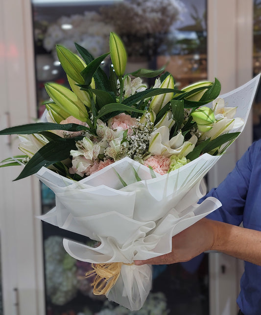 Blushing Lily™ – Pink Lily Hand Bouquet