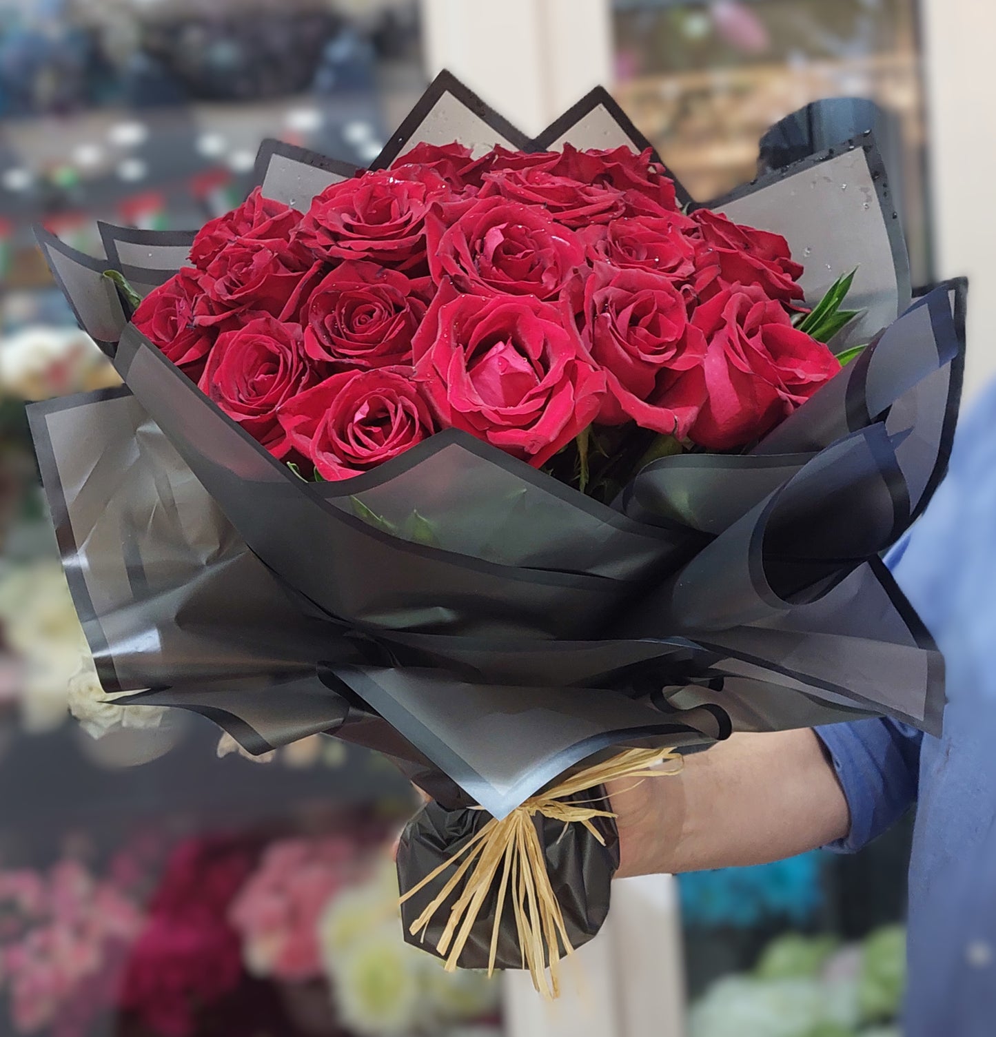 Black Velvet™ – 25 Red Roses